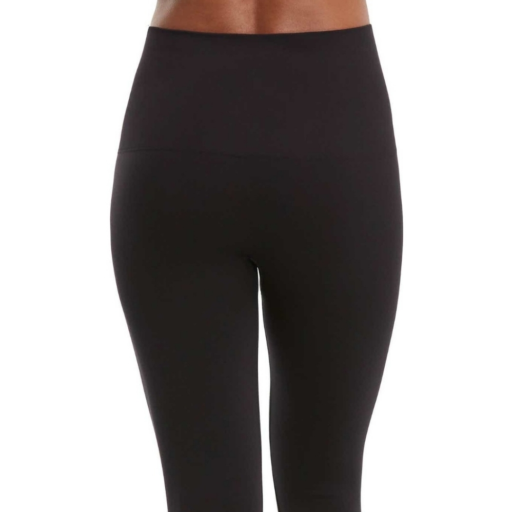 - SPANX Look At Me Now Leggings